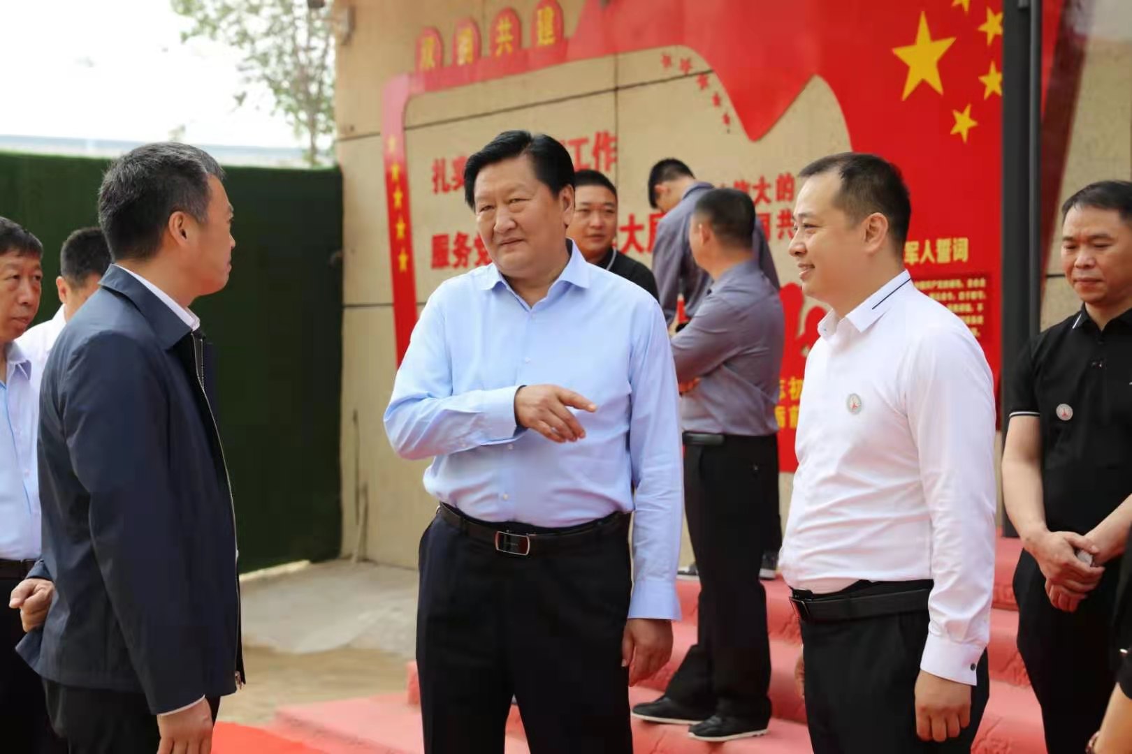 退役军人事务部领导考察石家庄爱国拥军志愿者联合会