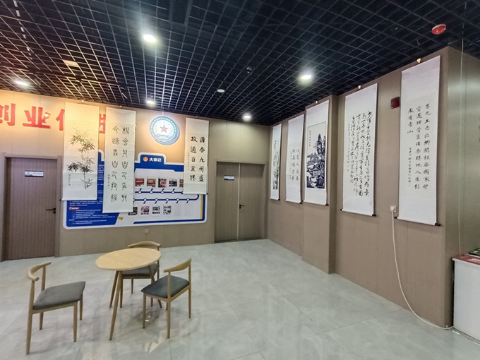 “一心向党，爱国拥军”首届爱国拥军书画展开幕(图5)